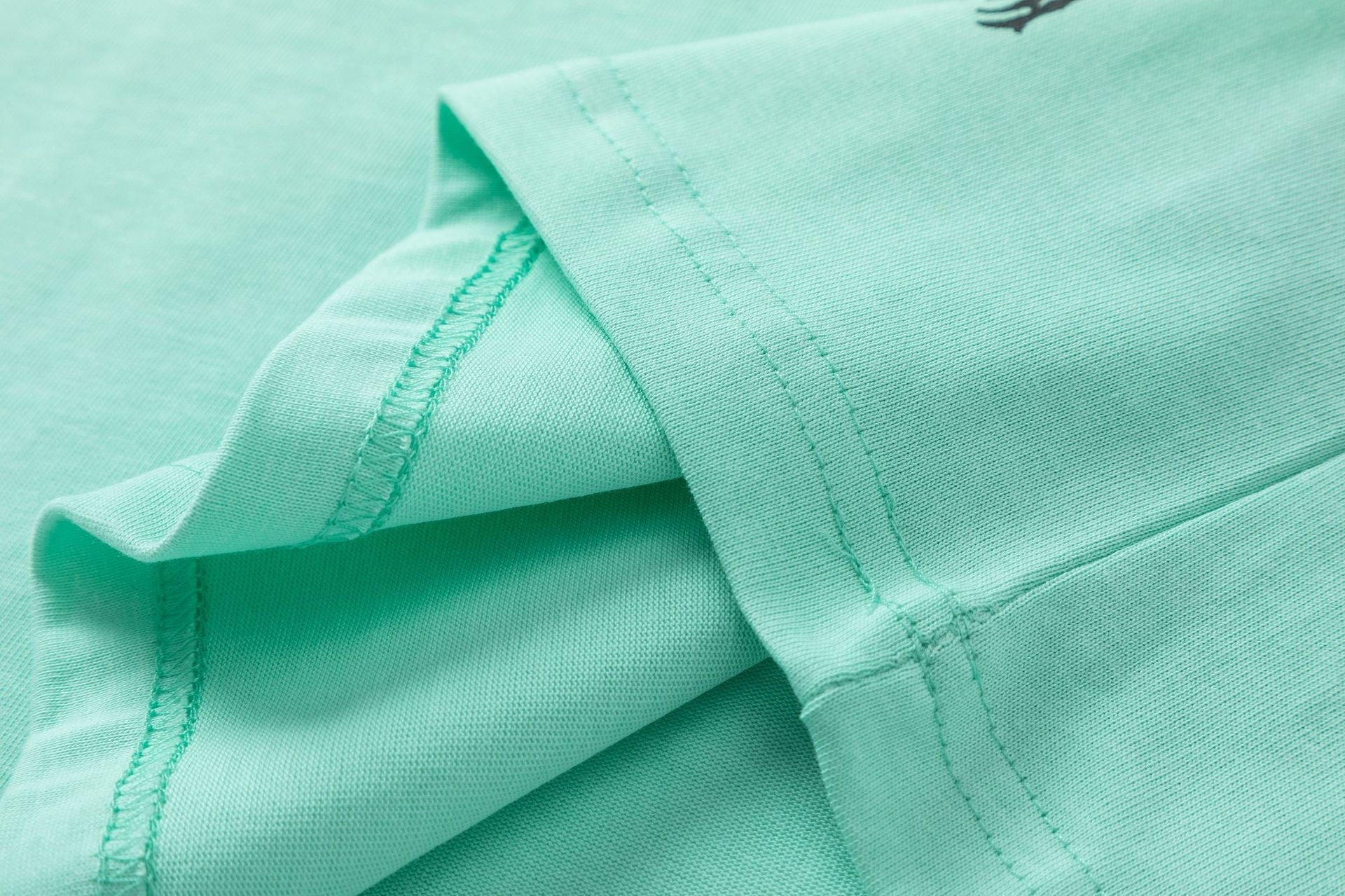 AMRI Core Logo T-shirt